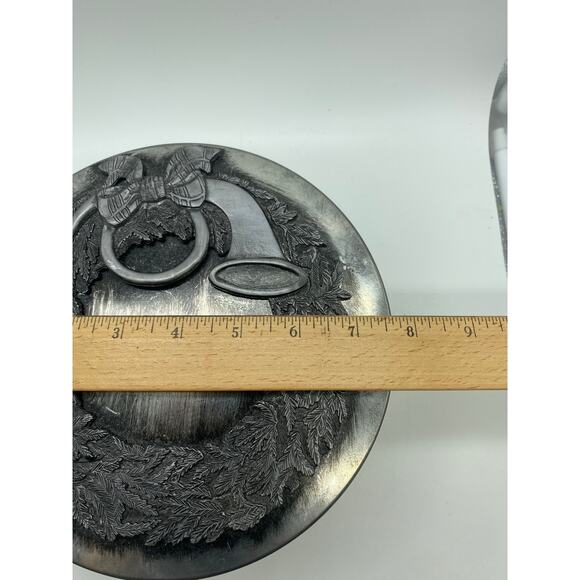 Vintage Christmas Tin Pewter Wreath Horn Trumpet Candy Cookies 5.25” Metzke - Picture 2 of 8